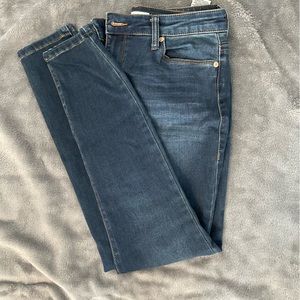 STS Blue Jeans! Worn once and in great condition!! Size 28
